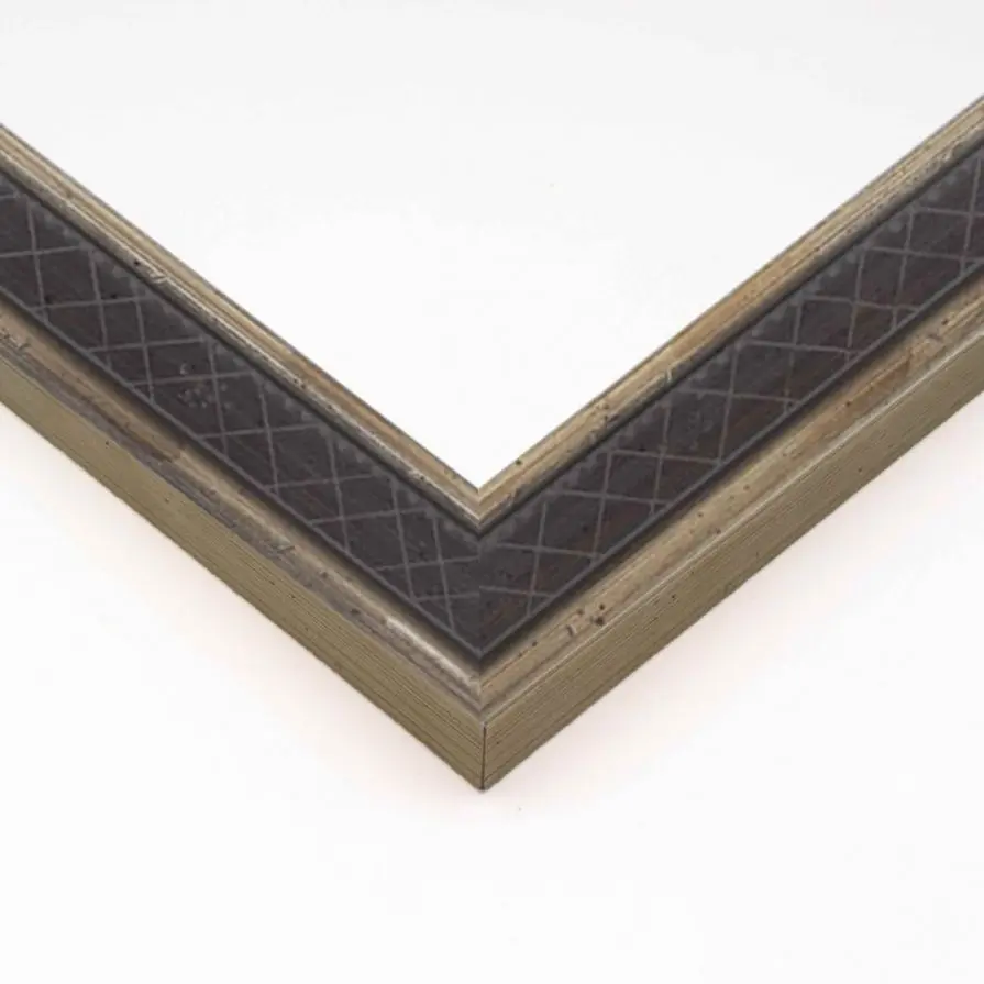 Silver Wood Picture Frame Corner