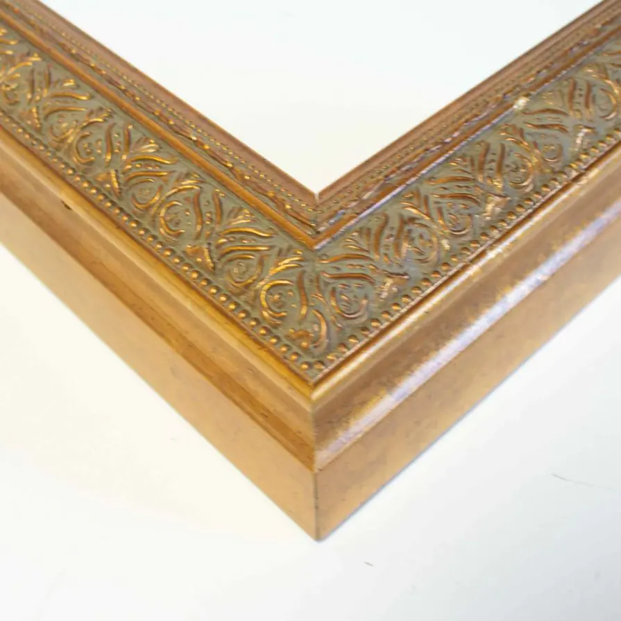 Gold Wood Shadow Box Corner