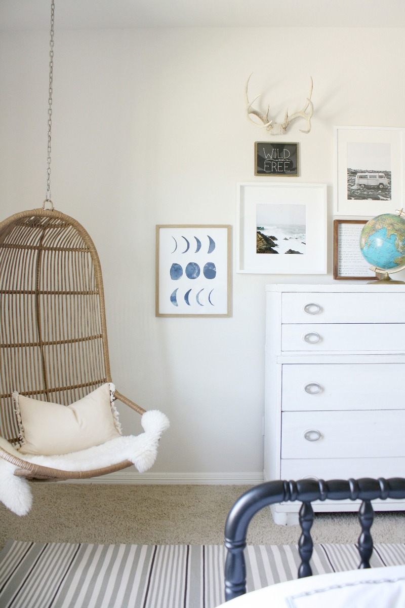 Gallery Wall in Bedroom