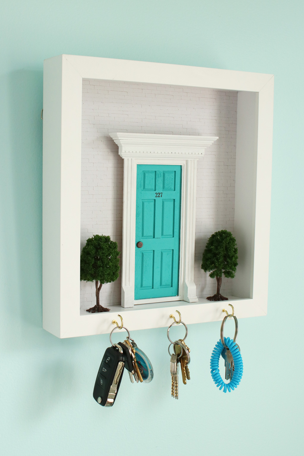 Diorama Key Hook