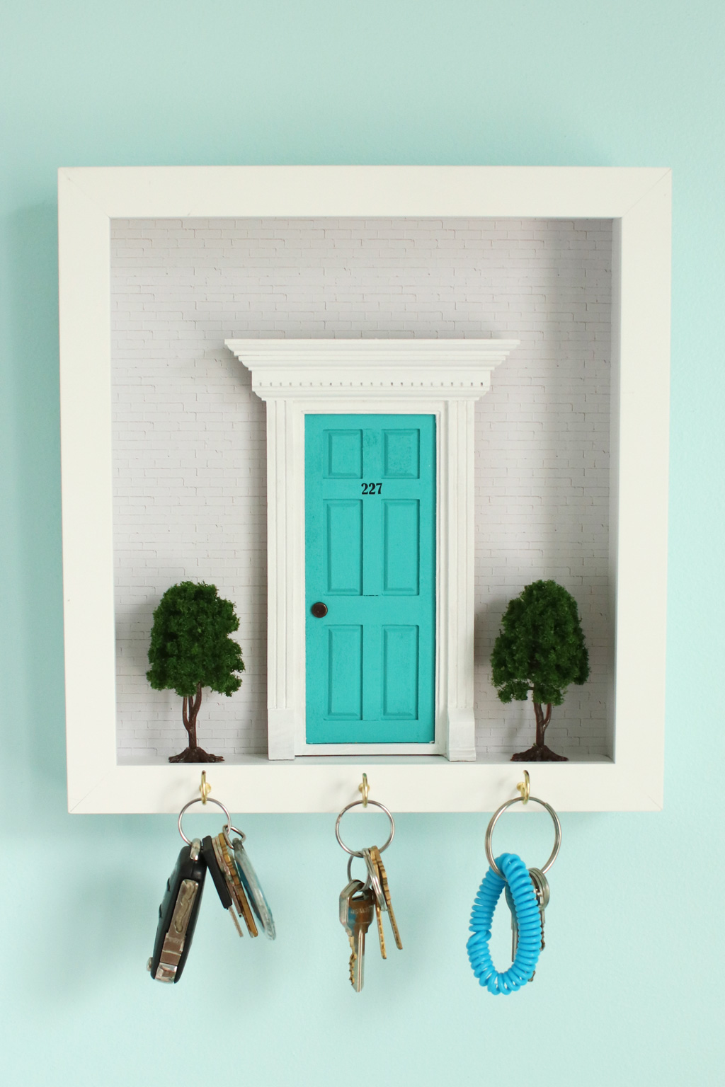 Diorama Key Hook